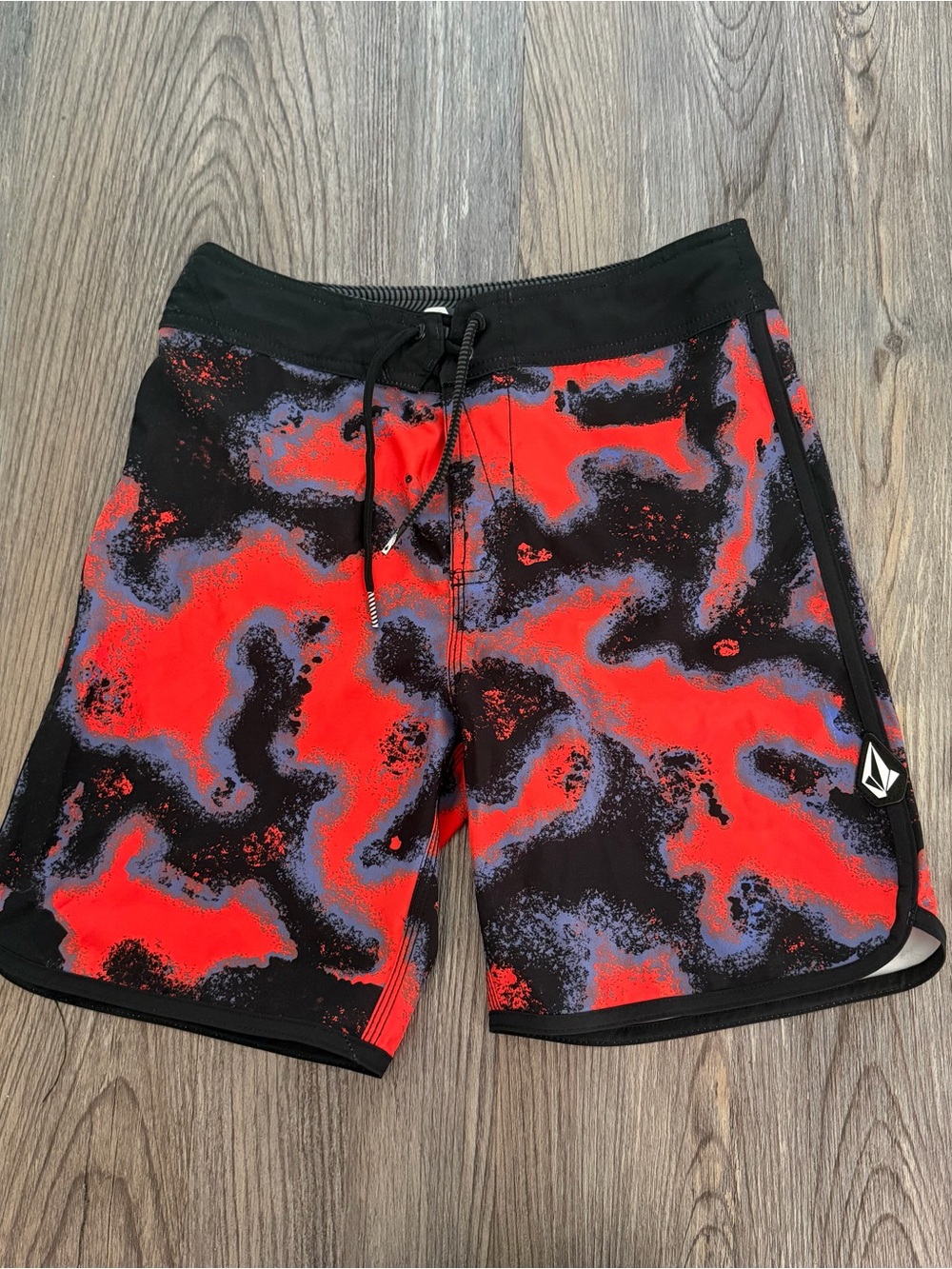 Volcom Boys  Swim Trunks size 12 /26 waist